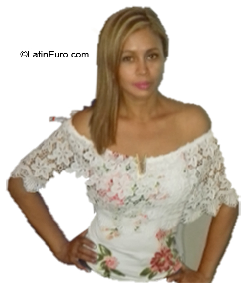 Date this georgeous Ecuador girl Gloria from Quito EC612