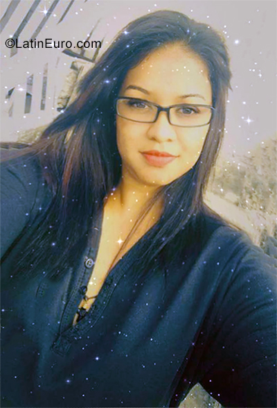 Date this exotic Venezuela girl Yenifer from Cabimas VE3532