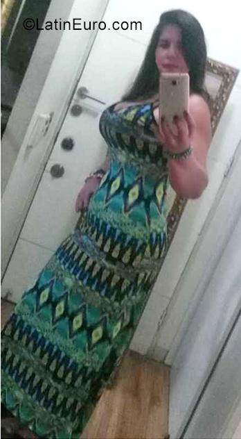 Date this attractive Chile girl Yasmin from Santiago CL209