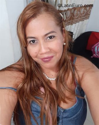 Date this georgeous Colombia girl Francia from Cartagena CO28768