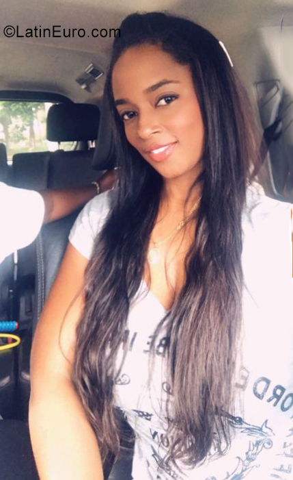 Date this stunning United States girl Mayc from Medellín CO30860