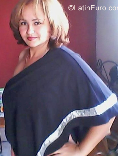 Date this young Venezuela girl Aida from Maracaibo VE3703