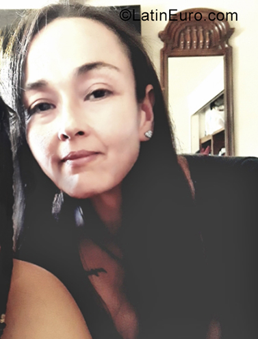 Date this stunning Mexico girl Marykarla from Nogales MX2265