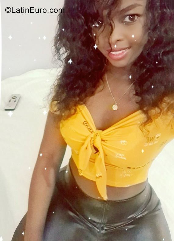 Date this georgeous Chile girl Monica from Santiago CL253
