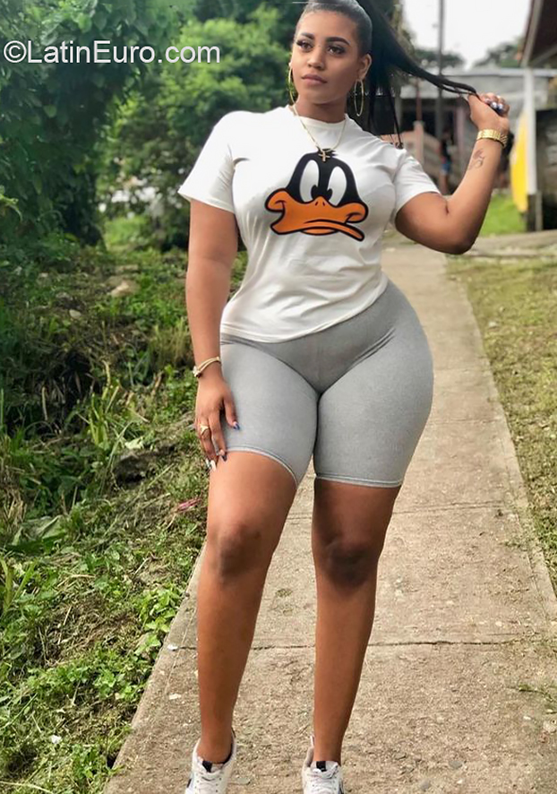 Date this exotic Dominican Republic girl Milfa from La Romana DO39708