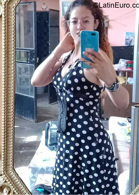 Date this charming Mexico girl Gabriela from Cortazar MX2390