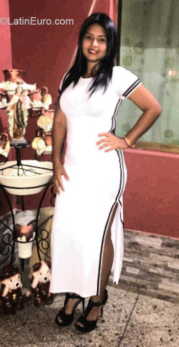 Date this hot Venezuela girl Gisselle from Barinas VE3913