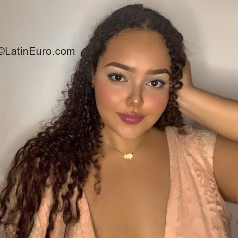 Date this sultry Panama girl Ary from Panama City PA1296