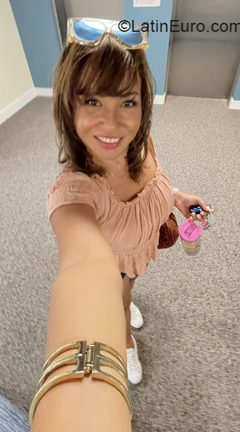 Date this lovely United States girl Stepone from Boston US21334