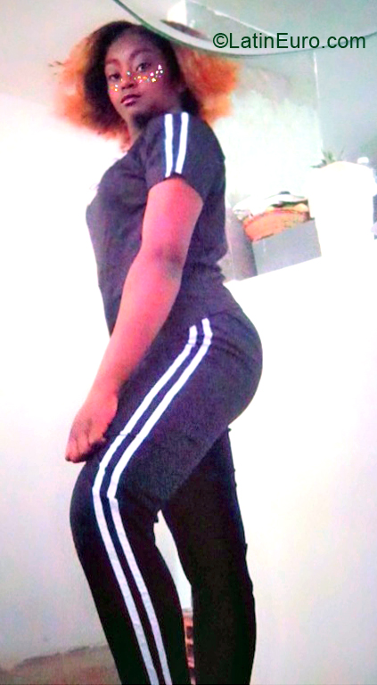 Date this exotic Colombia girl Camila from Bogota CO30451