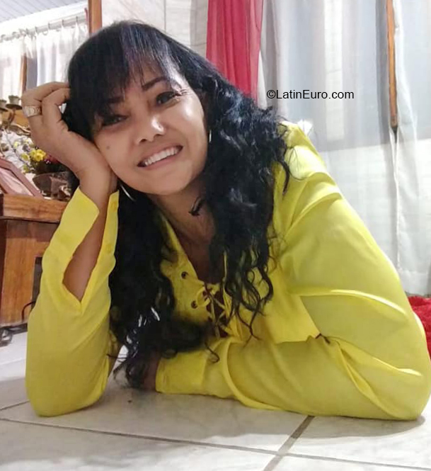 Date this good-looking Brazil girl Maria from Itabuna BR11453
