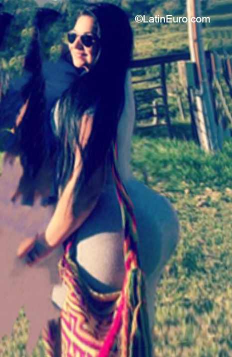 Date this fun Colombia girl Andrea from Neiva CO30632