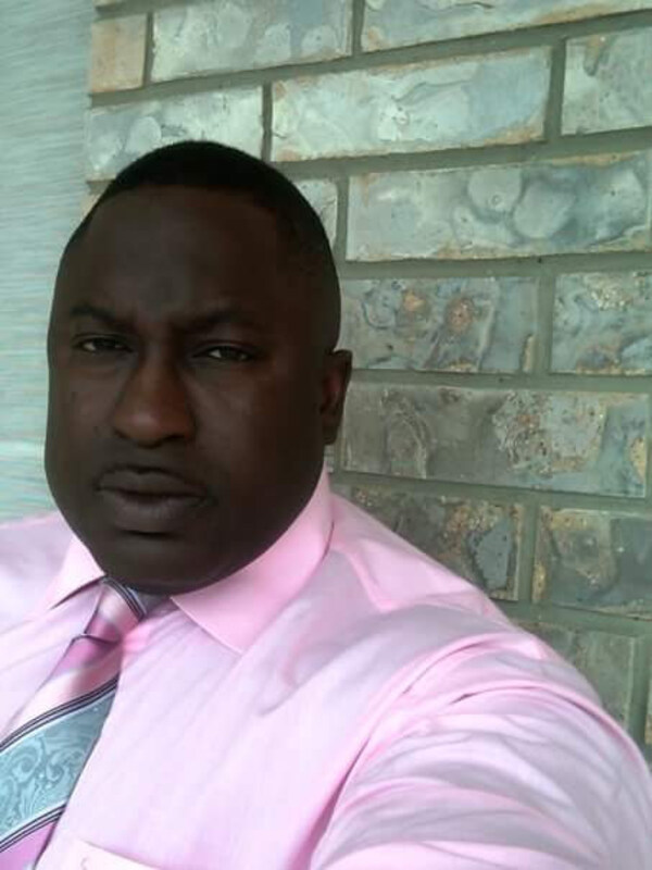 Date this beautiful United States man MD from Sachse US21378