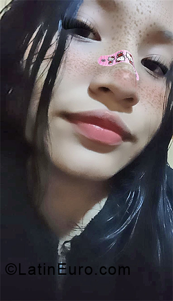 Date this pretty Peru girl Milagros from Arequipa PE1922