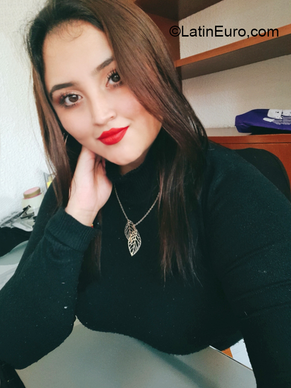 Date this stunning Mexico girl Stephany from Mexico City MX2486
