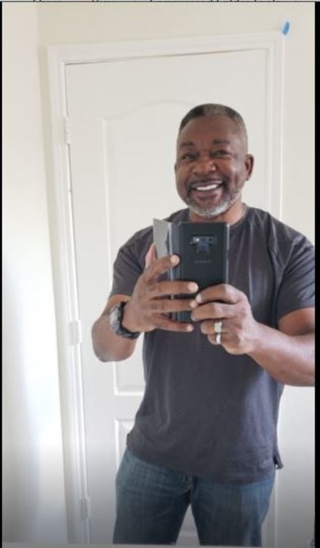 Date this athletic United States man Den from Honolulu US21441