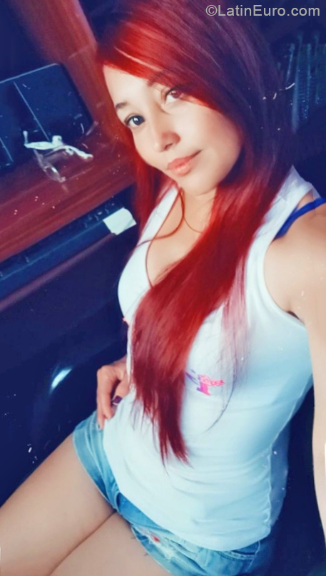 Date this exotic Venezuela girl Francys from Valencia VE4091