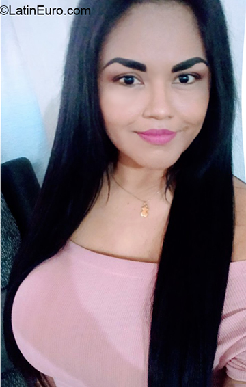 Date this exotic Mexico girl Cynthia from Guadalajara MX2495