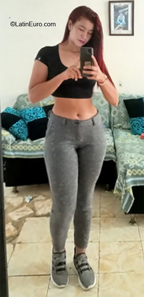 Date this passionate Colombia girl Angie from Cali CO31040