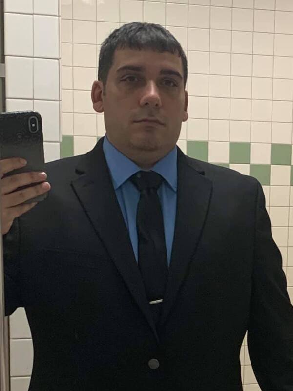 Date this good-looking United States man John from Utica US21505