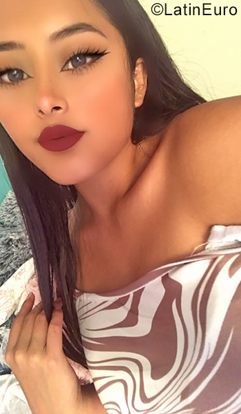 Date this happy Mexico girl Cynthia from Mexico City MX2517