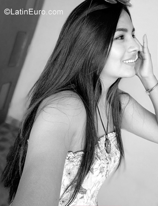 Date this cute Peru girl Mishel from Ica PE1997