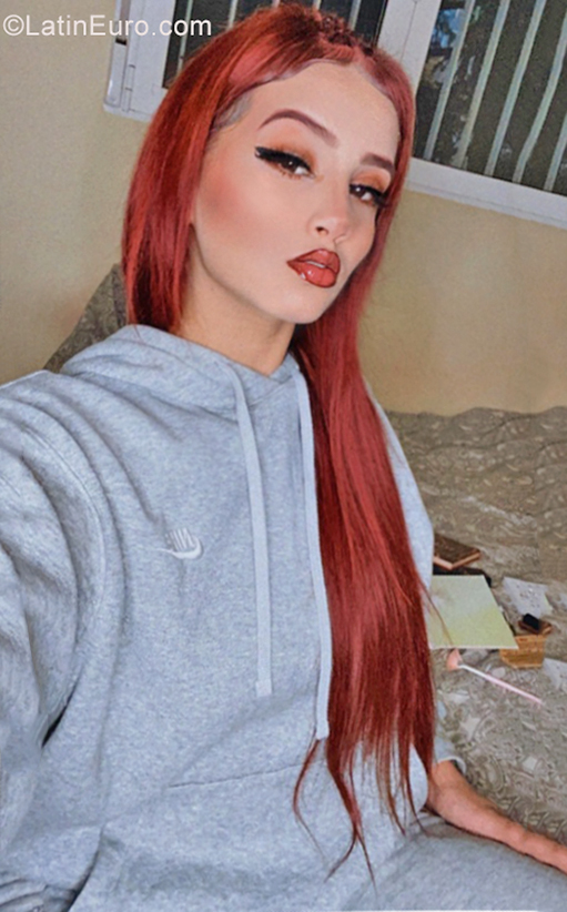 Date this hot Spain girl Macarena from Madrid ES669