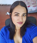 attractive Colombia girl Karen Lorena from Apartado CO31113