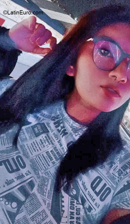 Date this attractive Mexico girl Hannah from Mexico City MX2537