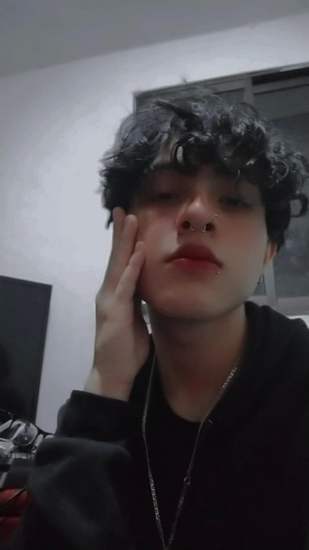 Date this sensual Colombia man Jonathan Echeverri from Medellín CO31189