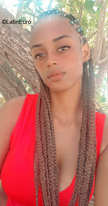 Date this sultry Venezuela girl Cleysimar Lourdes from Vargas VE4139