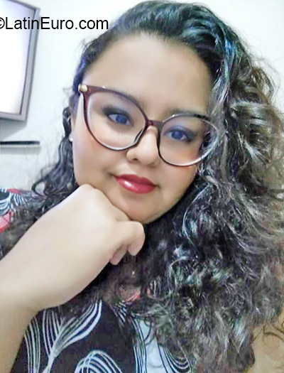 Date this charming Brazil girl Albiege from Porto Alegre BR11646