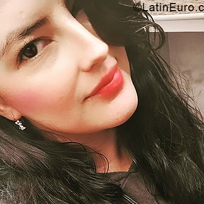 Date this fun Spain girl Katerin from Madrid CO31435