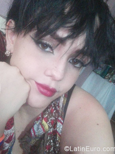 Date this charming Venezuela girl Karolaynsh from Maracay VE4164