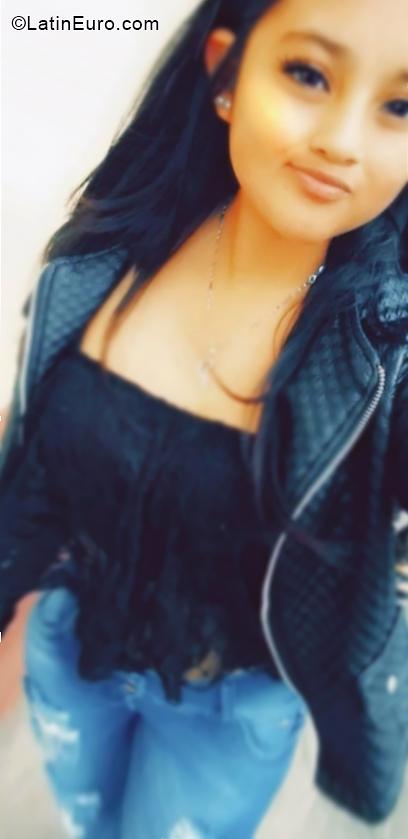 Date this pretty Peru girl Vanesa from Arequipa PE1986