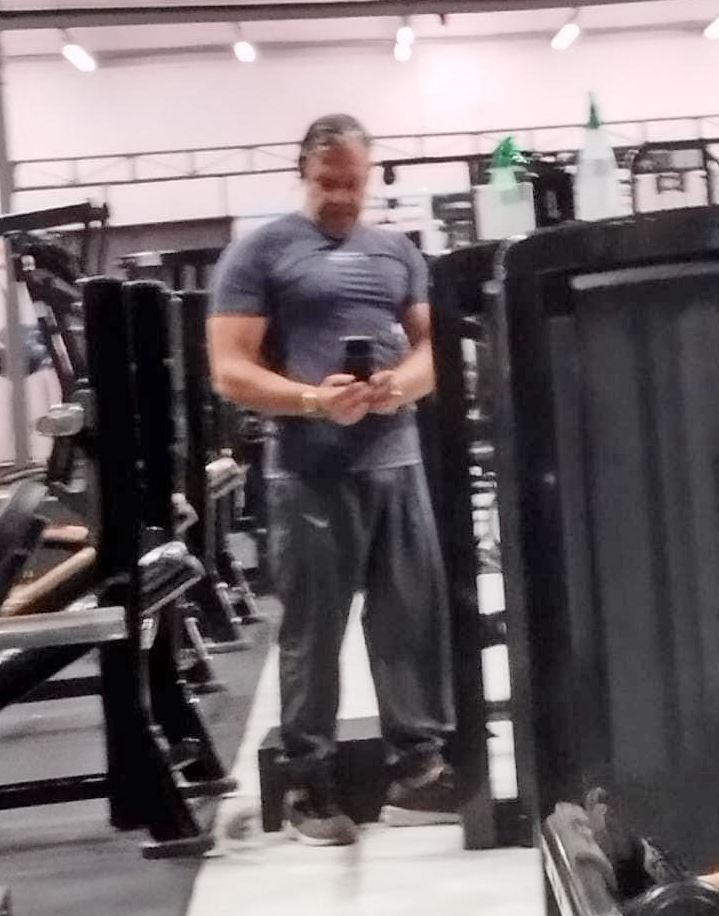 Date this gorgeous Italy man Dreon from Torino IT365