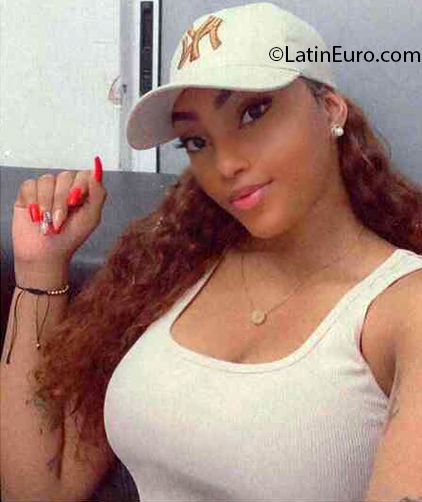 Date this athletic Colombia girl Carol from Cali CO31624