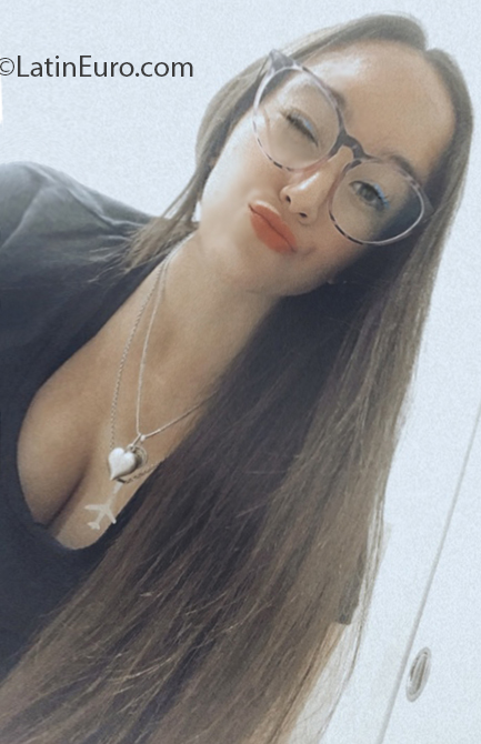 Date this gorgeous Spain girl Gisele from Islas Baleares ES705