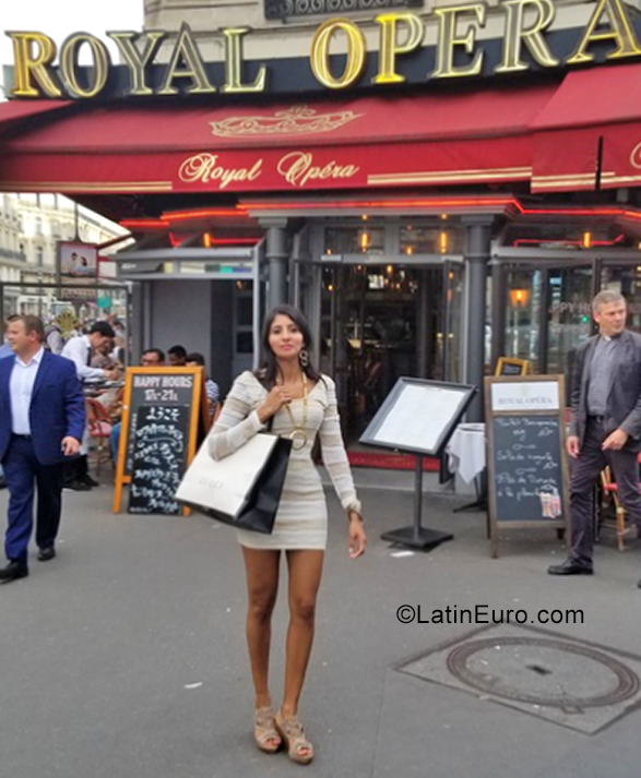 Date this good-looking Colombia girl Dayana from Barranquilla CO31651