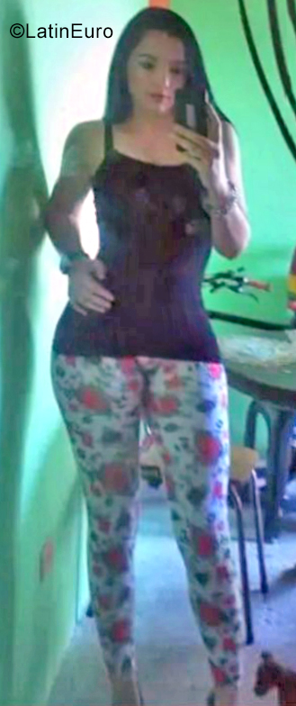 Date this passionate Venezuela girl Kerlin from San Cristobal VE4200