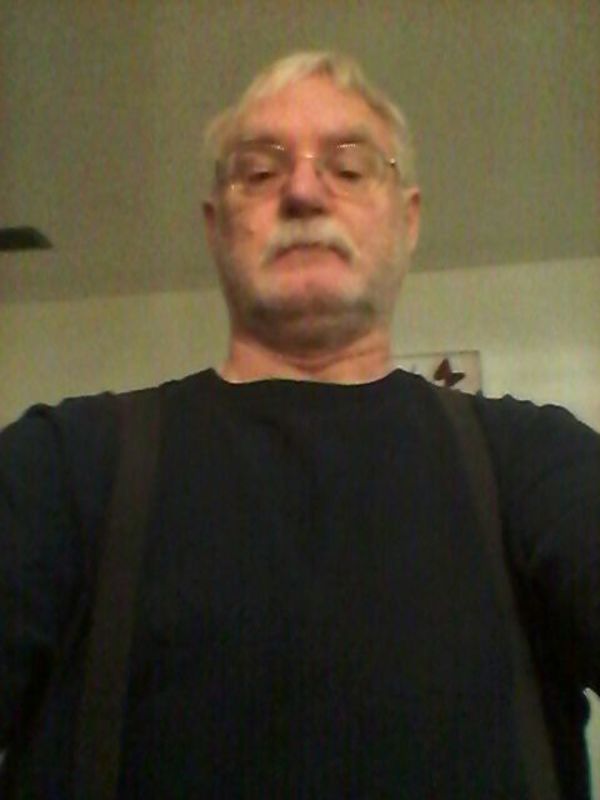 Date this charming Canada man Michael from Vancouver CA872