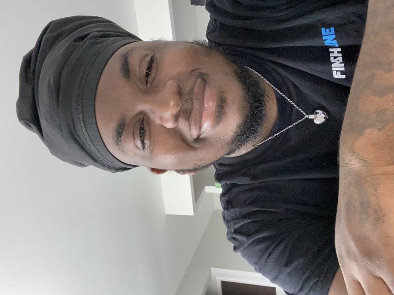 Date this stunning United States man Hassan from Cincinnati US21782