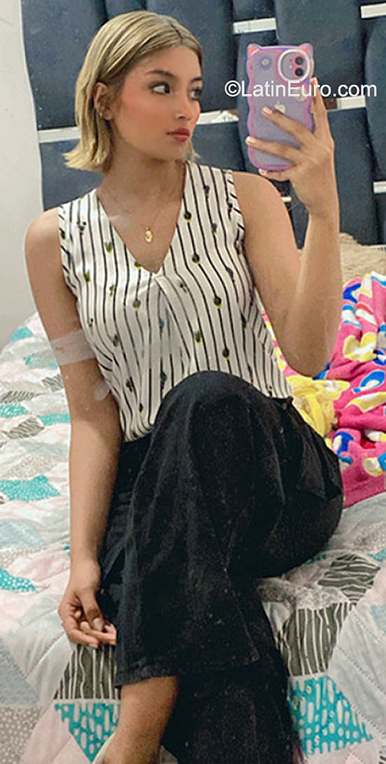 Date this fun Colombia girl Angeles from Cali CO32113