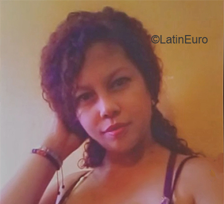 Date this attractive Colombia girl Barbara from Cucuta CO31871