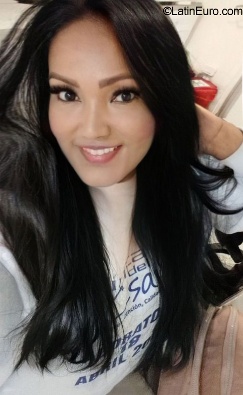 Date this foxy Colombia girl Cecilia30 from Valledupar CO31905