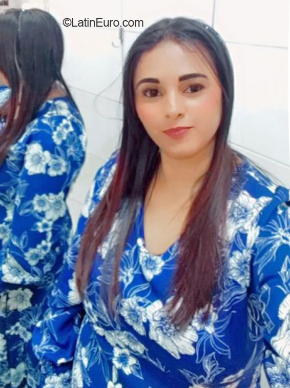 Date this charming Brazil girl Rafaela from Caruaru BR12040