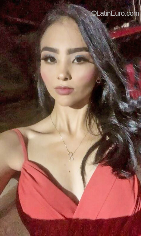 Date this lovely Brazil girl Kkk from Paraiso do Tocantins BR12045