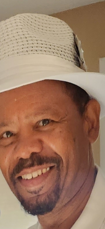 Date this voluptuous United States man Melvin from Las Vegas US21819