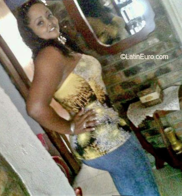 Date this hard body Colombia girl Marisol from Santa Marta CO31958