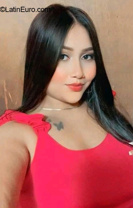 Date this gorgeous Colombia girl KARLA from Medellin CO31965